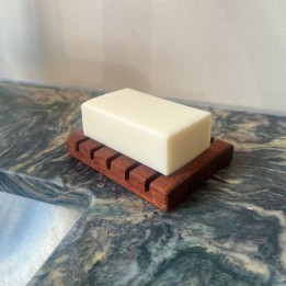 Zeepplankje met blok zeep